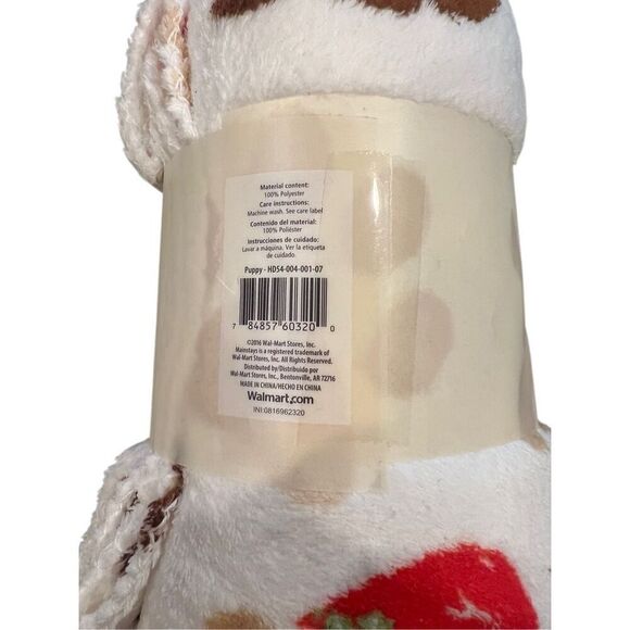 Mainstays Plush Throw blanket with a dog-themed design - Picture 3 of 6